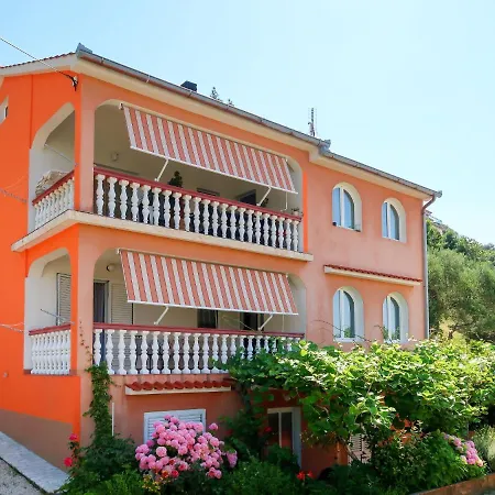 Dorka-2 By Interhome Appartement Rab Town