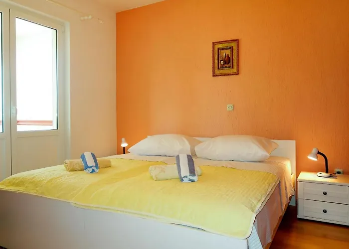 Dorka-2 By Interhome Apartament Rab Town