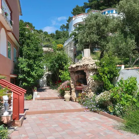 Dorka-2 By Interhome Apartman Rab Town