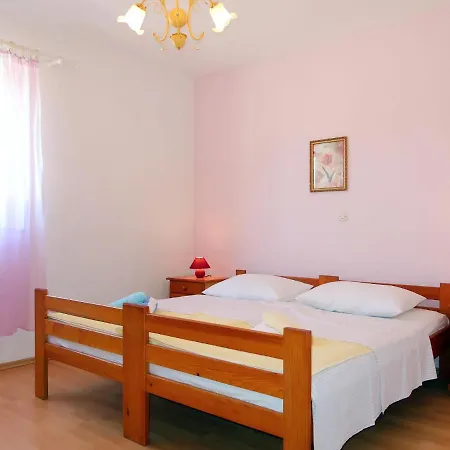 Appartement Dorka-2 By Interhome *